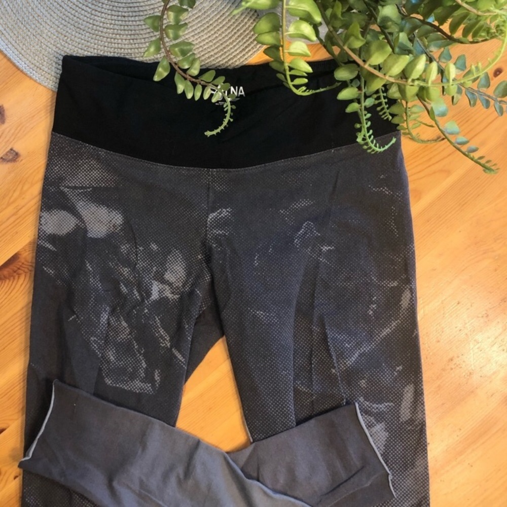 TNA black and grey workout leggings